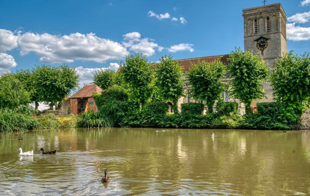 Haddenham in Buckinghamshire