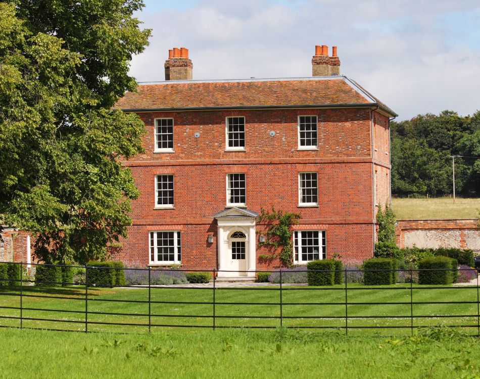 Best Rural Locations to Live in the UK