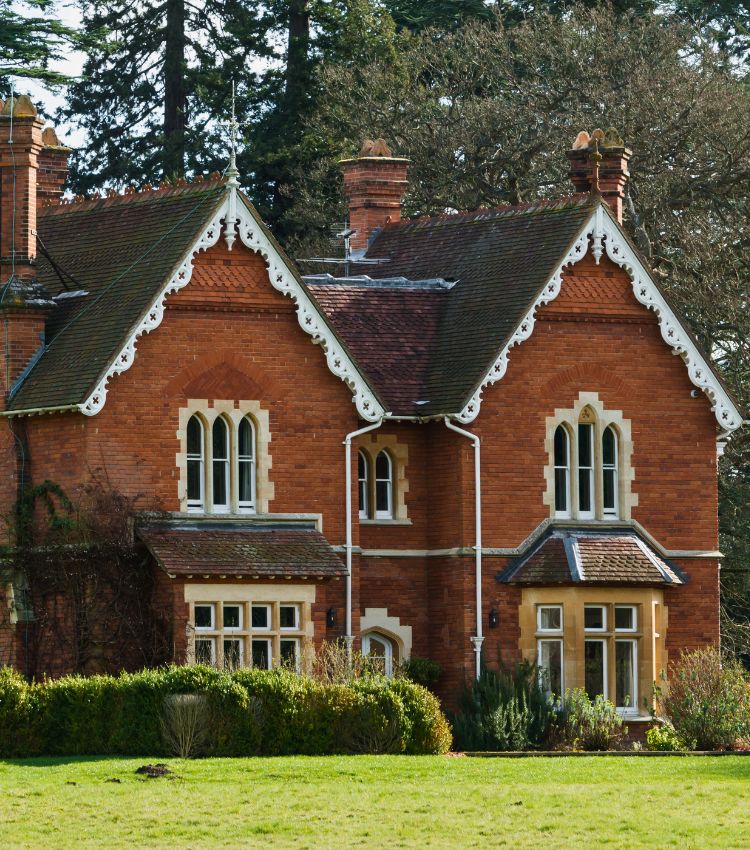 English House in the Countryside