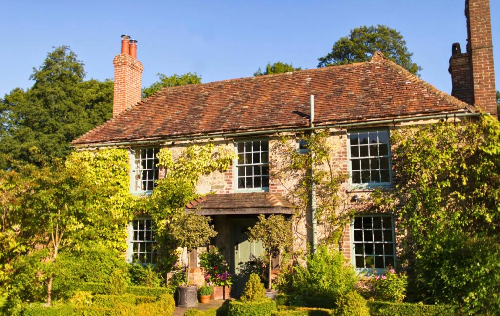 Commuting from London to Surrey, Haslemere