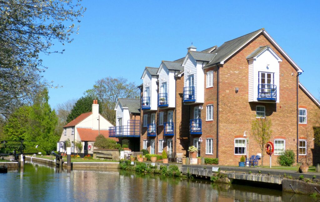Lock Keepers Cottage and Converted Ham Haw Mill