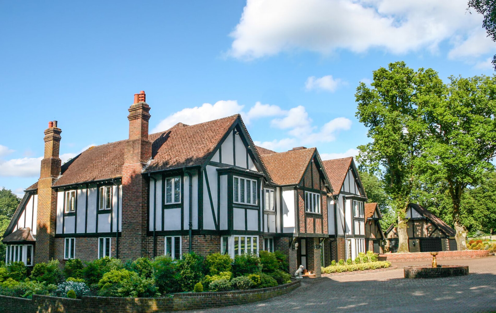Arts and Crafts houses – Architectural style with character