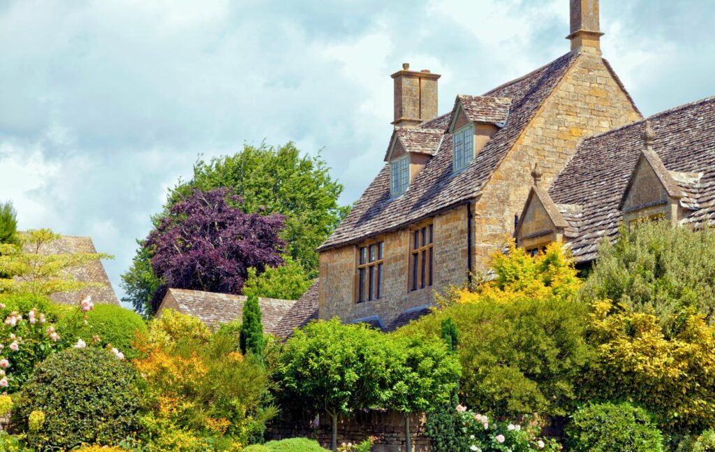 Off-Market Property in the Countryside - Cotswolds Cottage