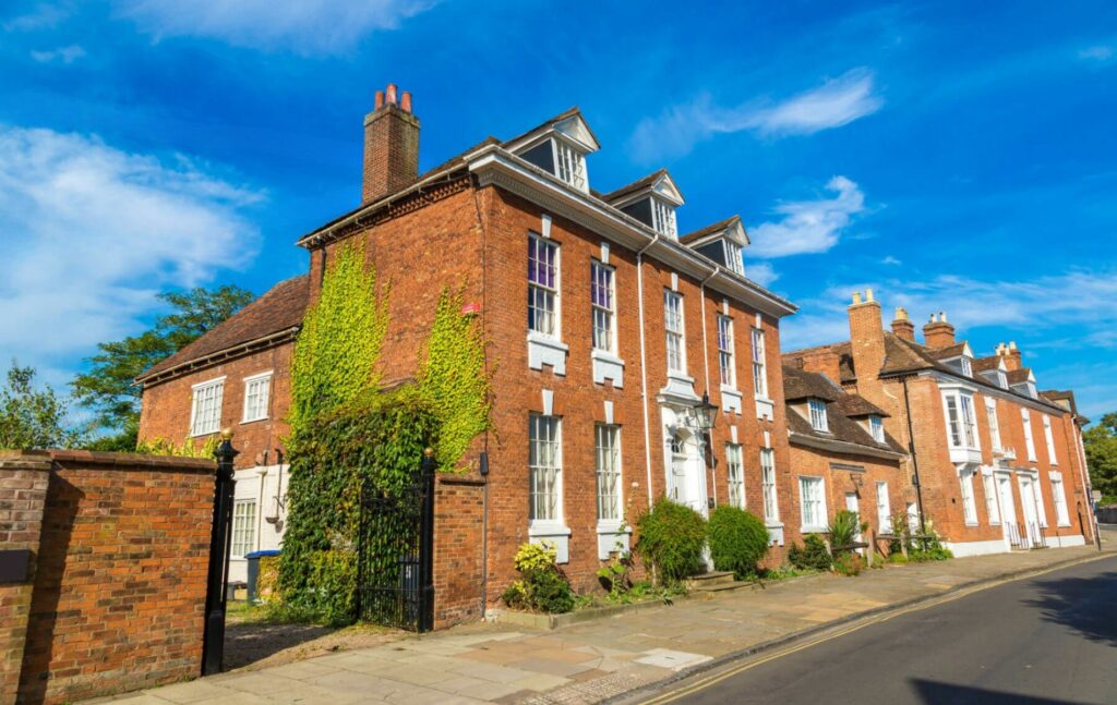 Houses in Stratford-upon-Avon in Warwickshire