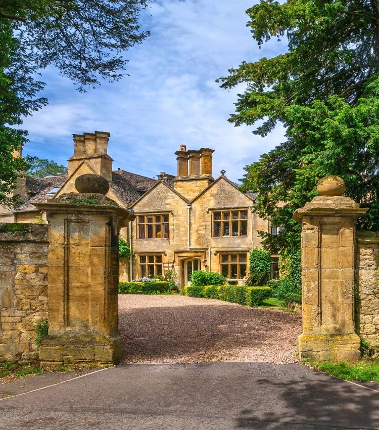 English Country House